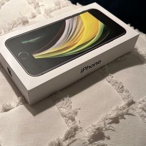 Brand new iPhone SE. never used , brand new 2020 from carrier AT&T , 64 GB.